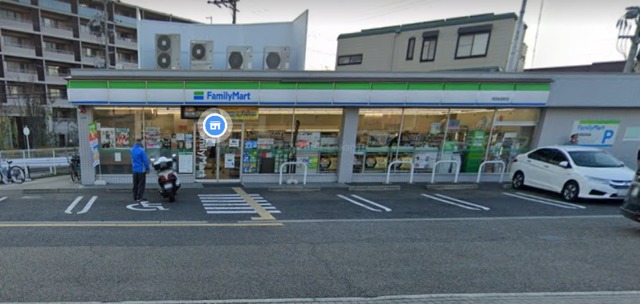 コンビニ　ファミリーマート西宮能登町店（コンビニ）まで205m
