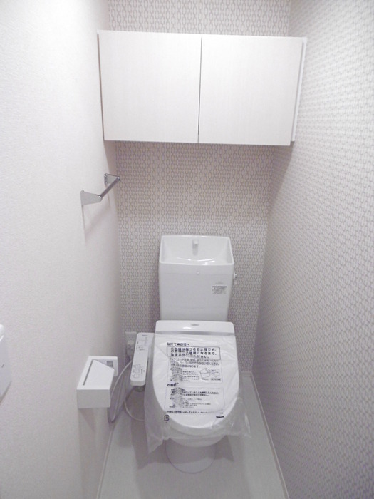 トイレ　※別号室参考写真