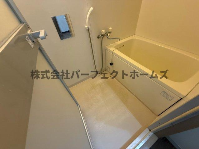 バス・シャワールーム　お風呂です