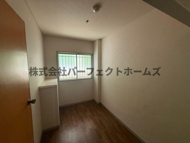 居室・リビング　スタンダードな洋室です