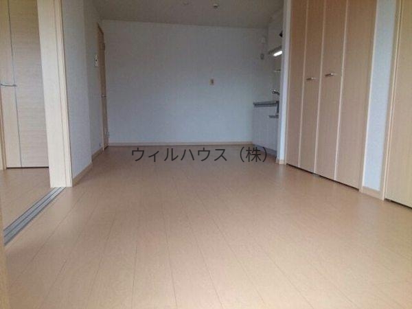 居室・リビング　フローリング！