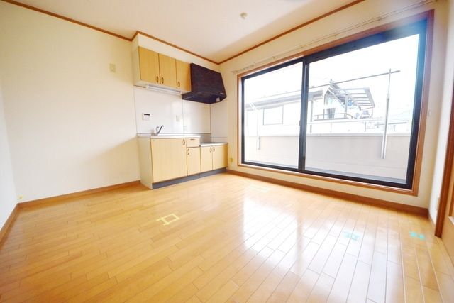 居室・リビング　タウンハウジング府中店まで