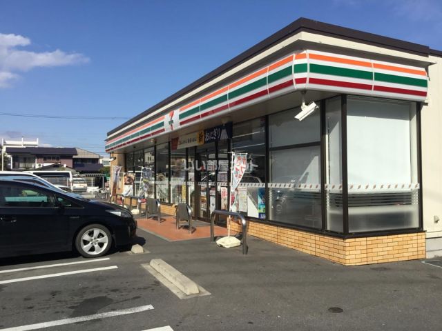 コンビニ　セブンイレブン 名古屋西味鋺2丁目店（コンビニ）まで807m