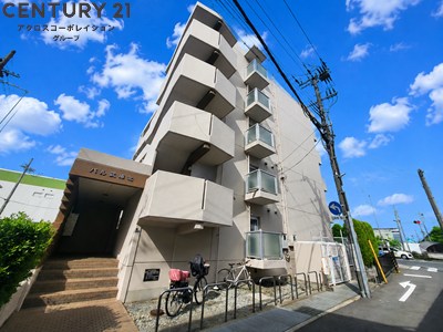 建物外観　敷地内に駐輪場があります！