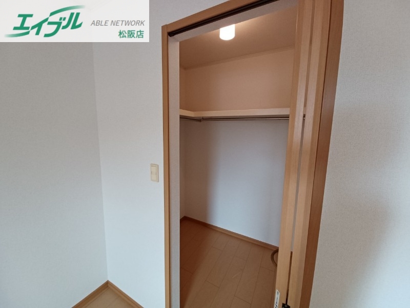 収納　同型タイプの写真です