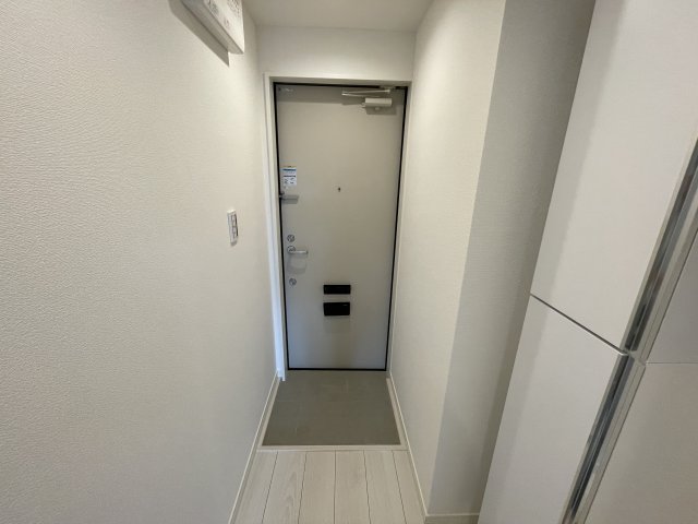 ＪＲ武蔵野線 東浦和駅 徒歩5分 4階建 築1年の玄関写真