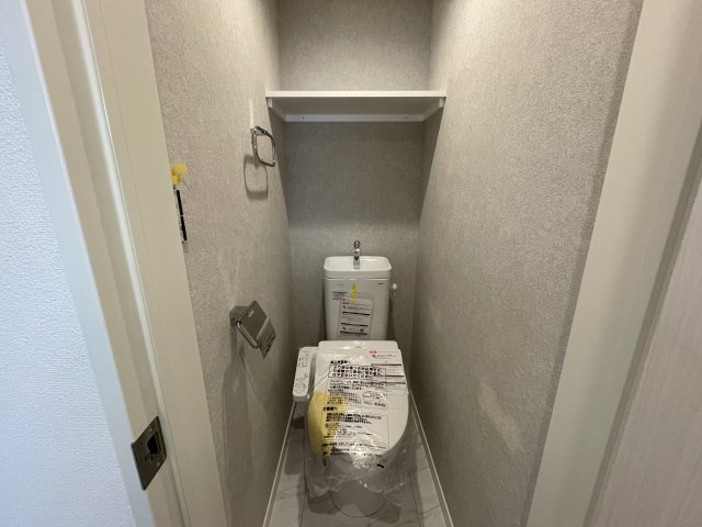 ＪＲ武蔵野線 東浦和駅 徒歩5分 4階建 築1年のトイレ写真