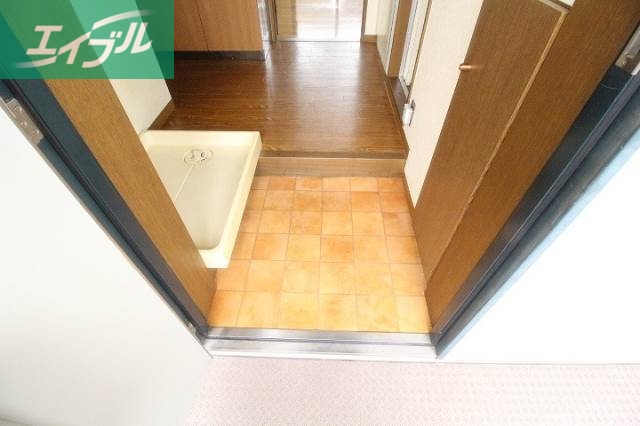 玄関　同タイプのお部屋の写真です