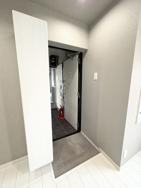 グランツ中野新橋の玄関写真