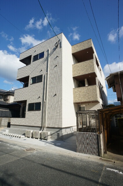 玄関　同型タイプ