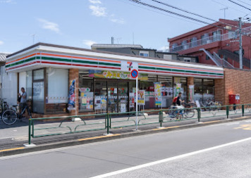コンビニ　セブンイレブン 板橋赤塚2丁目店（コンビニ）まで424m