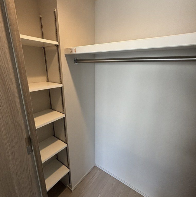 収納　※別部屋の参考写真です。