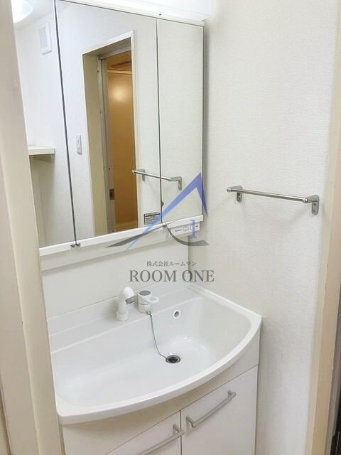 洗面設備　洗面台です。