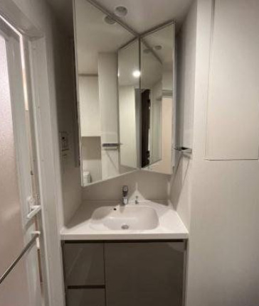 洗面設備　※別部屋の参考写真です。
