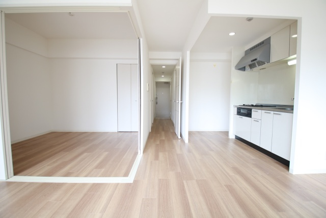 居室・リビング　※写真は同じマンションの違う部屋のものになります。