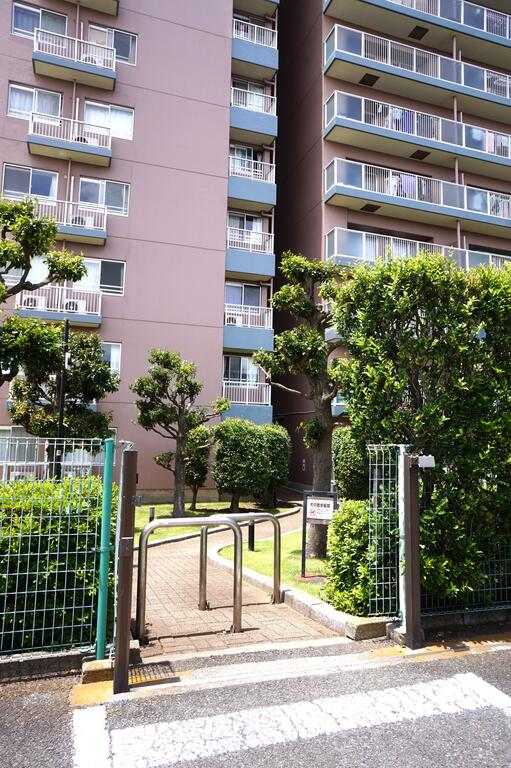 京成松戸線 鎌ケ谷大仏駅 徒歩21分 13階建 築32年の外観写真