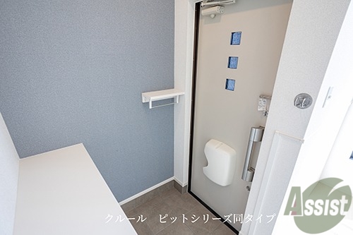 玄関　写真はイメージ写真です。ご参考ください。