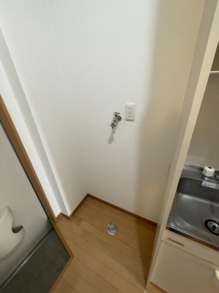 ヒルズ六角橋の玄関写真