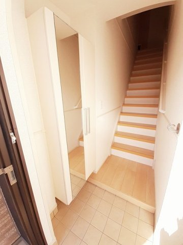 アクラス岸和田の玄関写真