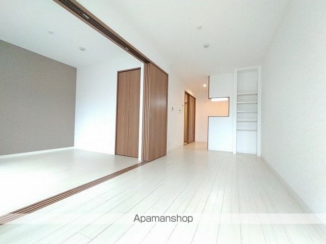 エルパシオン吹田泉町の居間写真