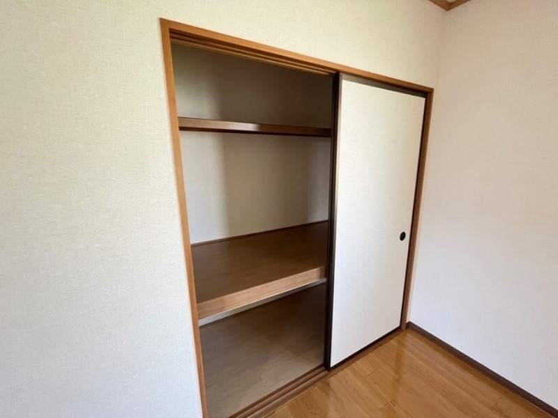 収納　図面と現状に相違がある場合には現状を優先