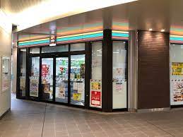 コンビニ　セブンイレブン ハートインJR玉造駅改札口店（コンビニ）まで98m