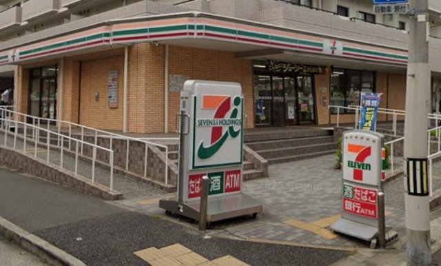 コンビニ　セブン-イレブン 神戸本庄町１丁目店（コンビニ）まで415m