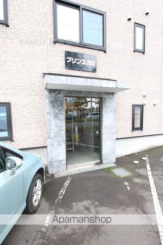 地下鉄東豊線 栄町駅 徒歩12分 3階建 築22年の外観写真