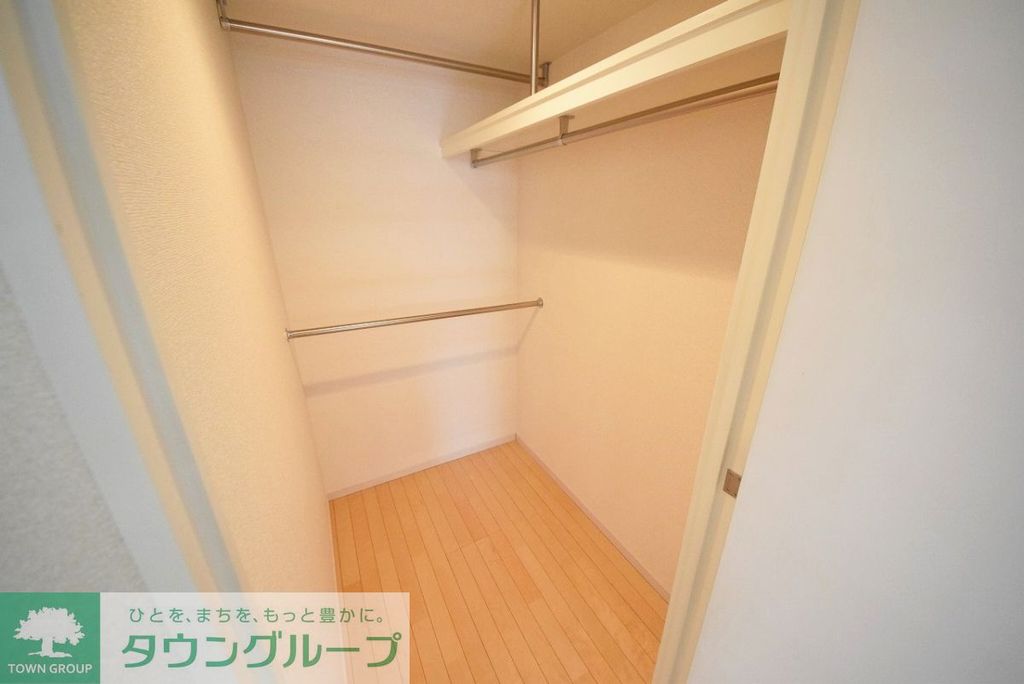 収納　お問合せは(株)タウンハウジングレジデンス事業部　赤坂店・…