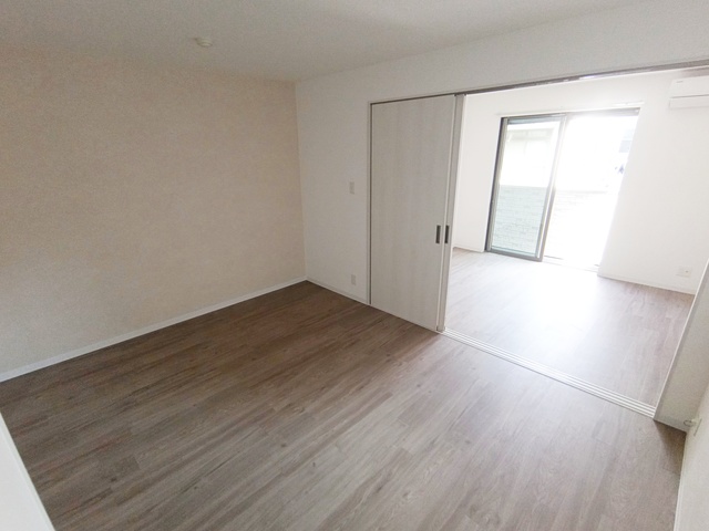 居室・リビング　開放感のあるお部屋です。