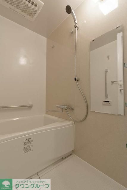 バス・シャワールーム　※写真は同タイプ住戸です。