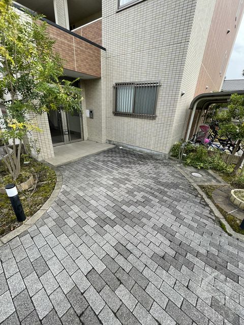 大阪モノレール彩都線 彩都西駅 徒歩15分 3階建 築15年の外観写真