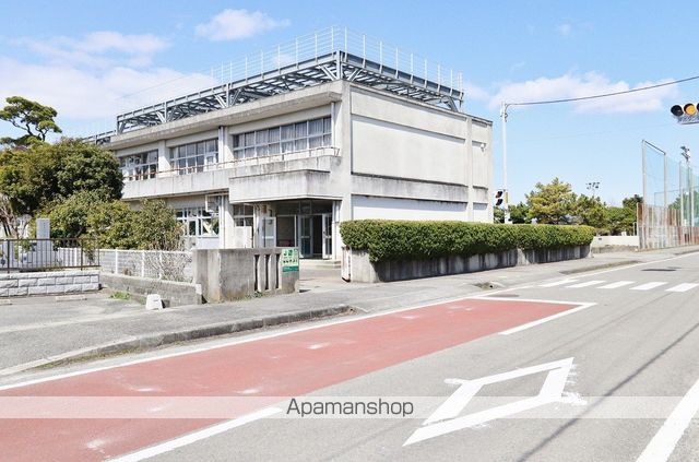 小学校　川内南小学校（小学校）まで707m