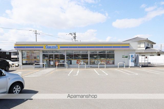 コンビニ　ミニストップ 徳島川内町富吉店（コンビニ）まで1163m