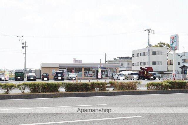 コンビニ　セブンイレブン徳島インター店（コンビニ）まで1697m