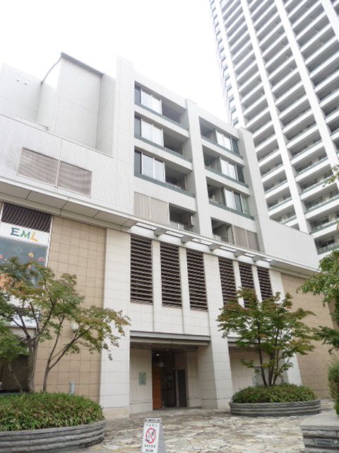 白金タワーテラス棟の外観写真