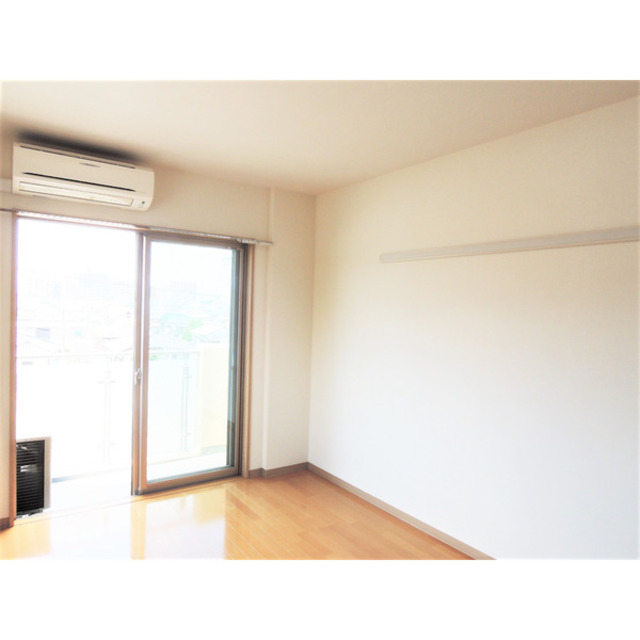 居室・リビング　きれいなお部屋