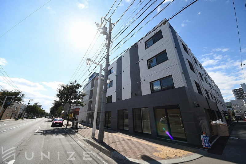 地下鉄南北線 澄川駅 徒歩8分 築3年