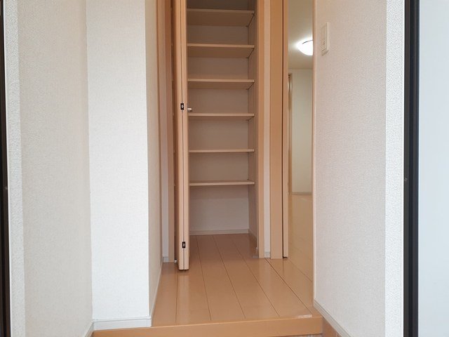 玄関　ゆったりとした玄関です