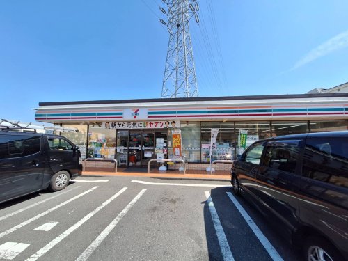 コンビニ　セブンイレブン川崎井田2丁目店（コンビニ）まで986m