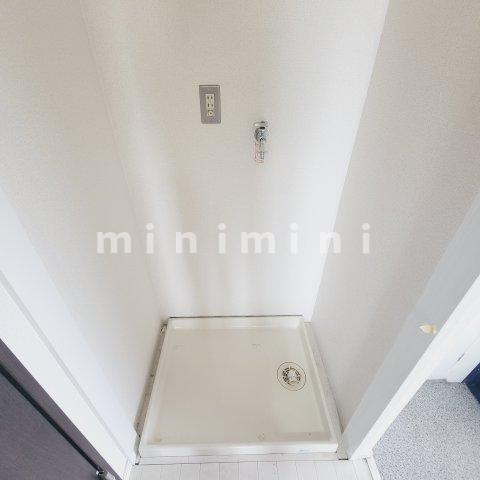 洗面設備　※写真は別号室のものですので現状優先とさせていただきます