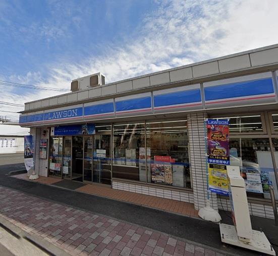 コンビニ　ローソン港北綱島東三丁目店（コンビニ）まで247m