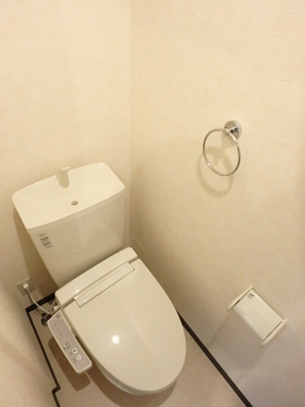 トイレ　図面と現状に相違がある場合には現状を優先