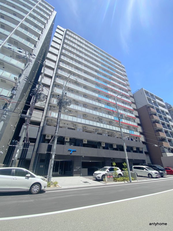 セレニテ難波グランデシュッドの外観写真