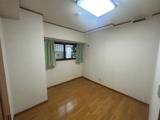 グリーンパーク日本橋参番館の居間写真