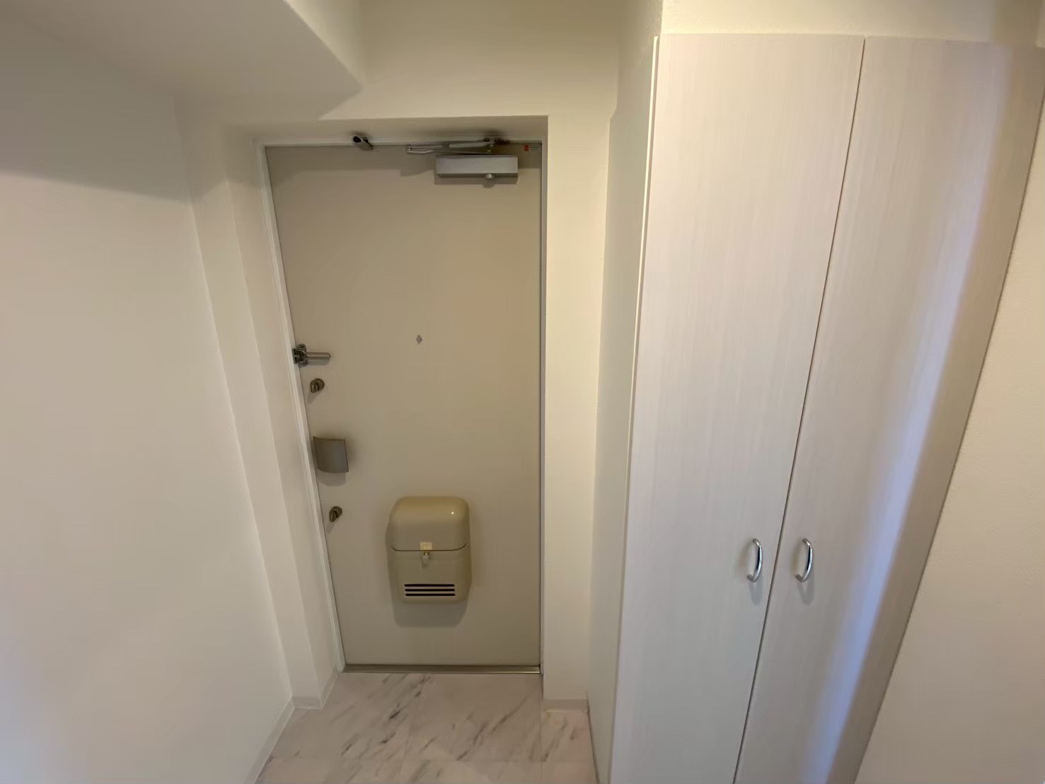 GAUDIの玄関写真
