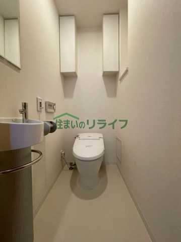 コンフォリア西早稲田のトイレ写真