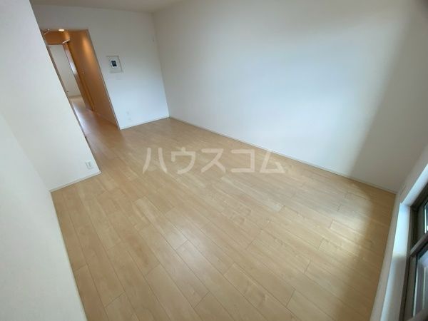ＪＲ身延線 富士根駅 徒歩21分 2階建 築6年の居間写真
