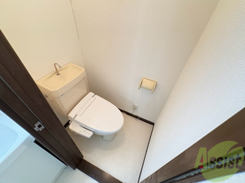 ヒルサイド塩屋Dのトイレ写真