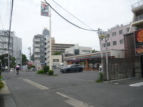 コンビニ　セブンイレブン 江戸川中央1丁目店（コンビニ）まで88m